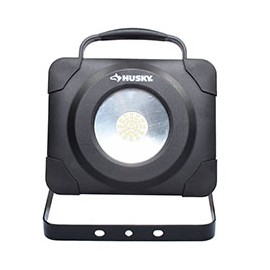 REFLECTOR 3,000 LÚMENES CON 36 LUCES BLANCAS 42 W